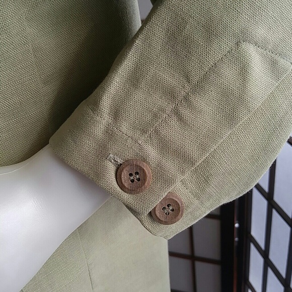 Jacket - Picture 6 of 8